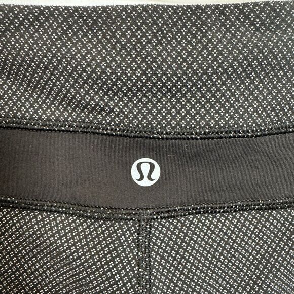 Lululemon Skinny Groove Pant Black - Picture 6 of 8